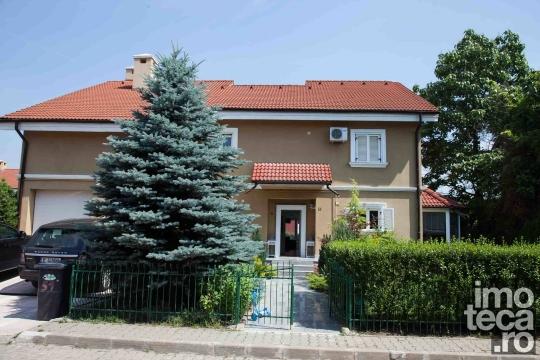  5 room House / Villa for rent, Iancu Nicolae area